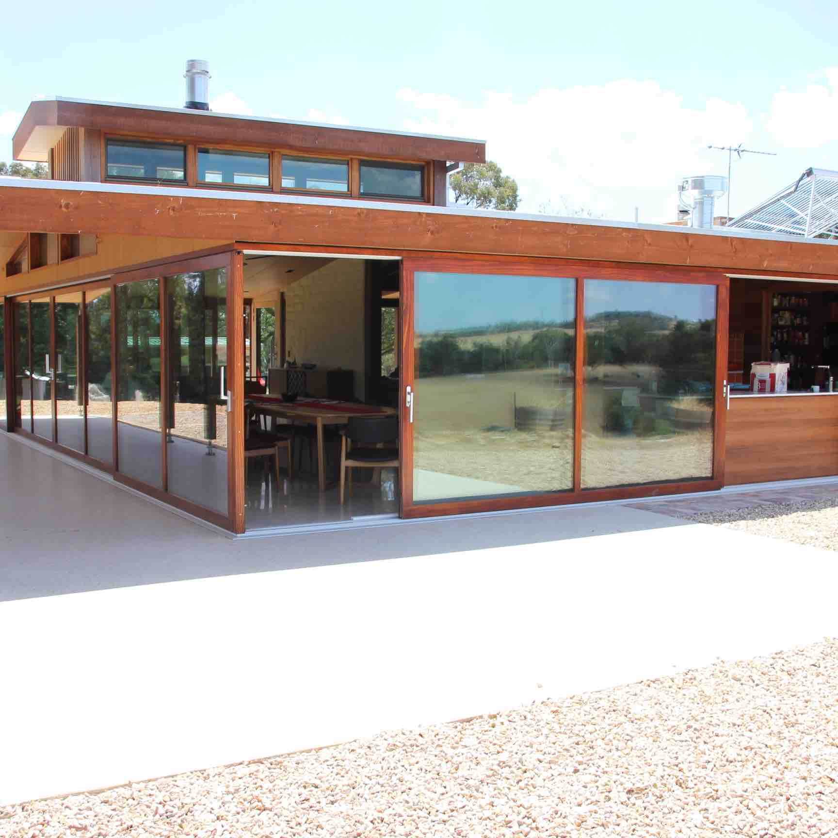 ETW+D_KGAccoya_Timber_LiftSlide_Doors_Open#3